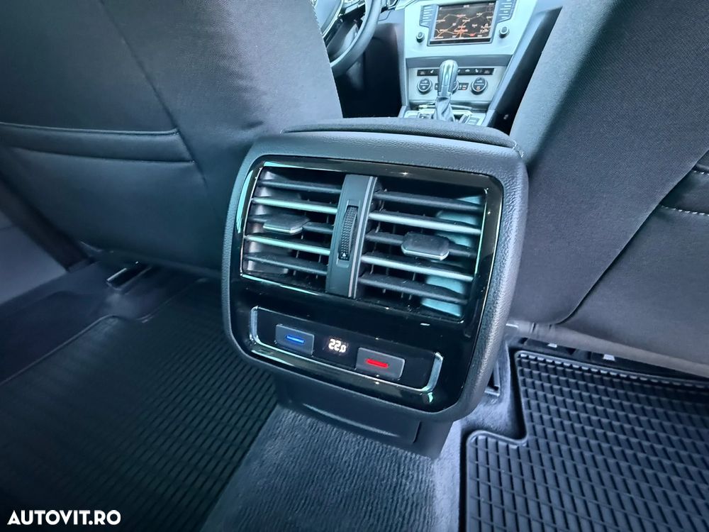 Volkswagen Passat 1.6 TDI (BlueMotion Technology) DSG Comfortline - 28