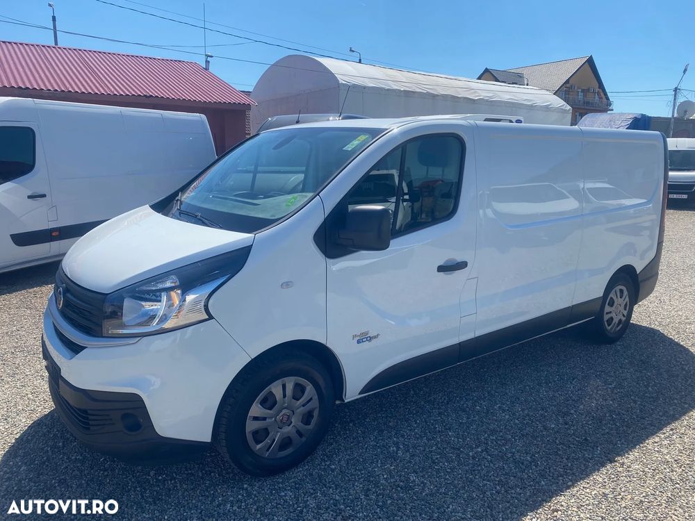 Renault TRAFIC - 2