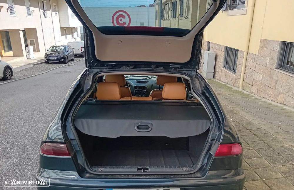 Alfa Romeo 156 Sportwagon 1.9 JTD - 4