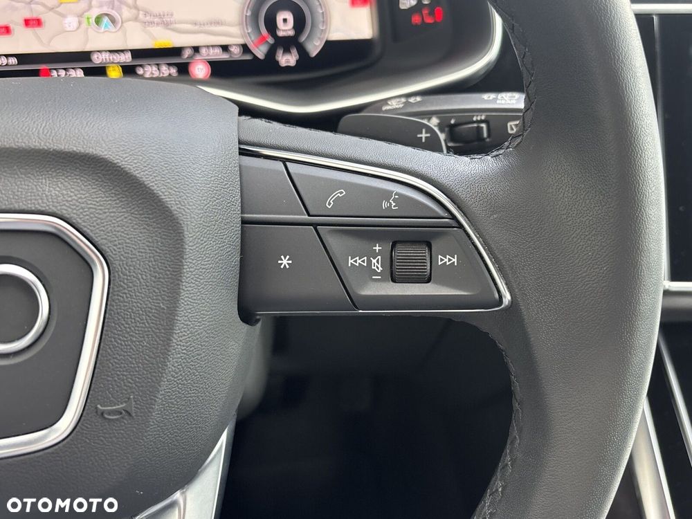 Audi Q8 - 13