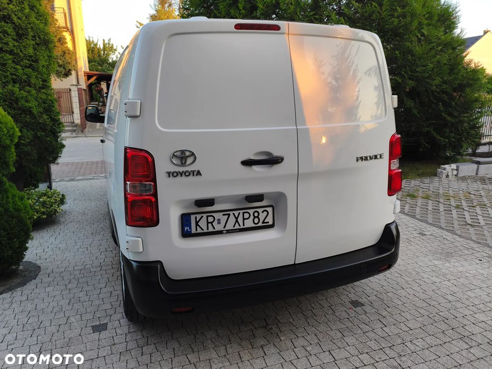 Toyota Prace - 8