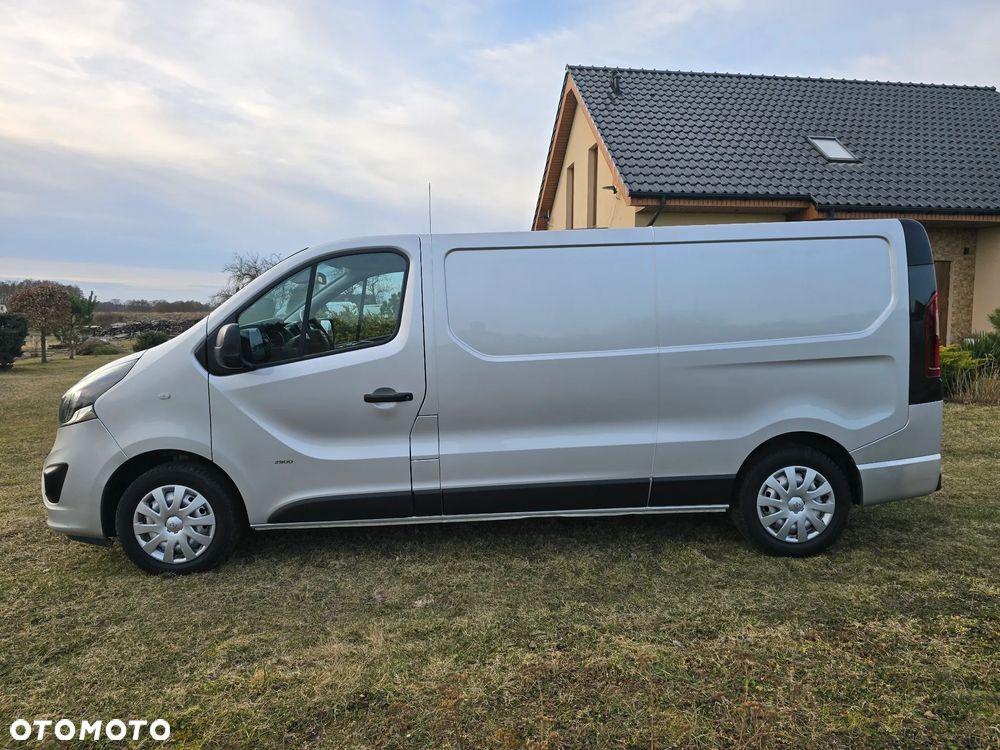 Opel Vivaro - 2