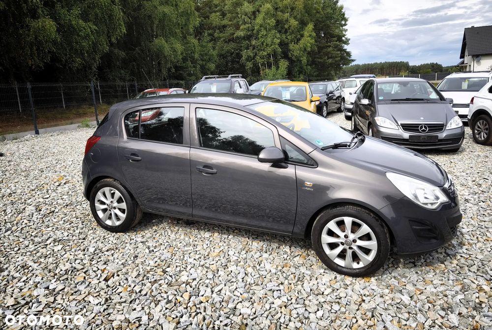 Opel Corsa 1.2 16V Color Edition - 12