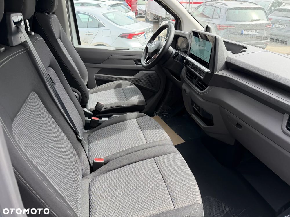 Volkswagen Transporter T7 - 11