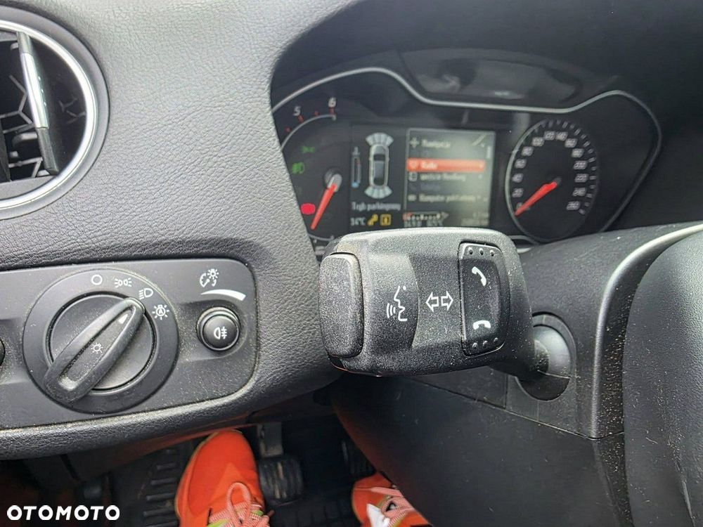 Ford Mondeo 2.0 TDCI Titanium S - 13