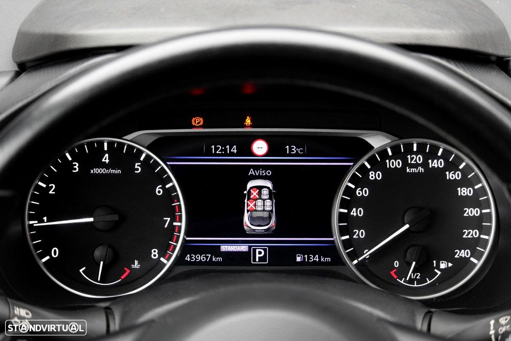 Nissan Juke 1.0 DIG-T Tekna DCT - 32