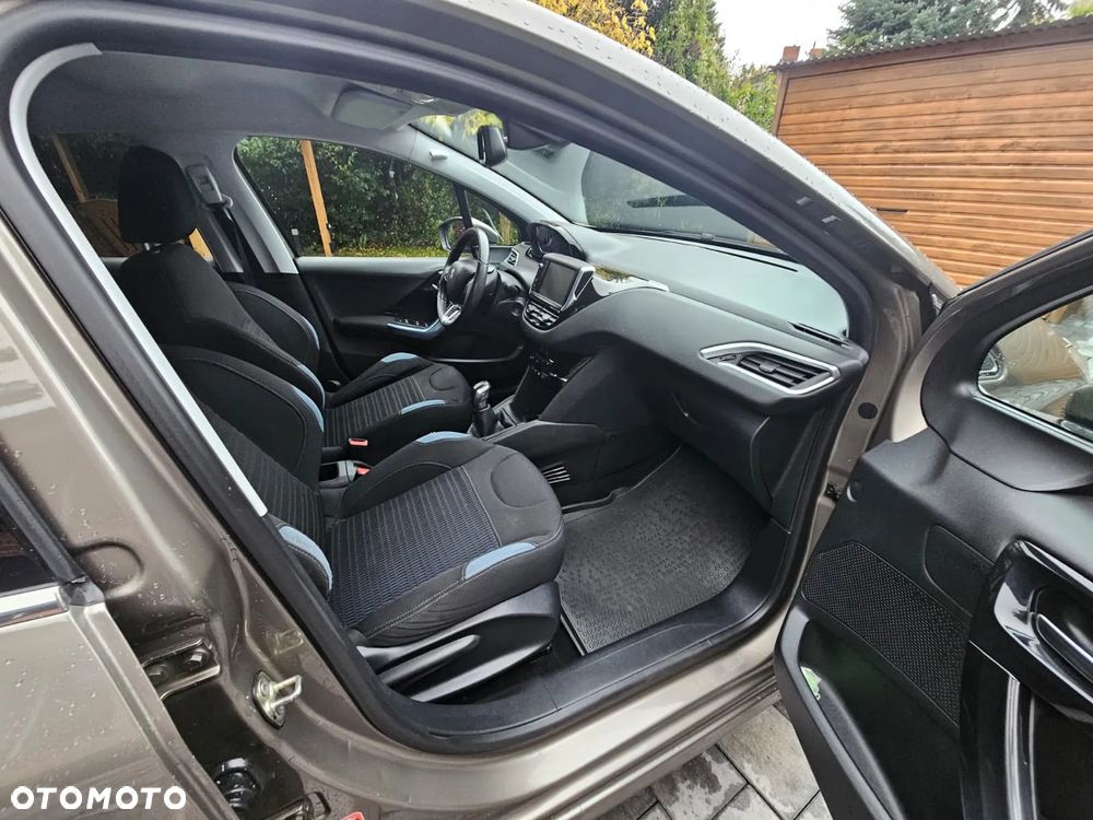 Peugeot 208 1.2 VTi Allure - 13