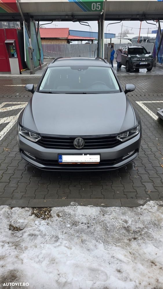 Volkswagen Passat 2.0 TDI DSG Highline - 1