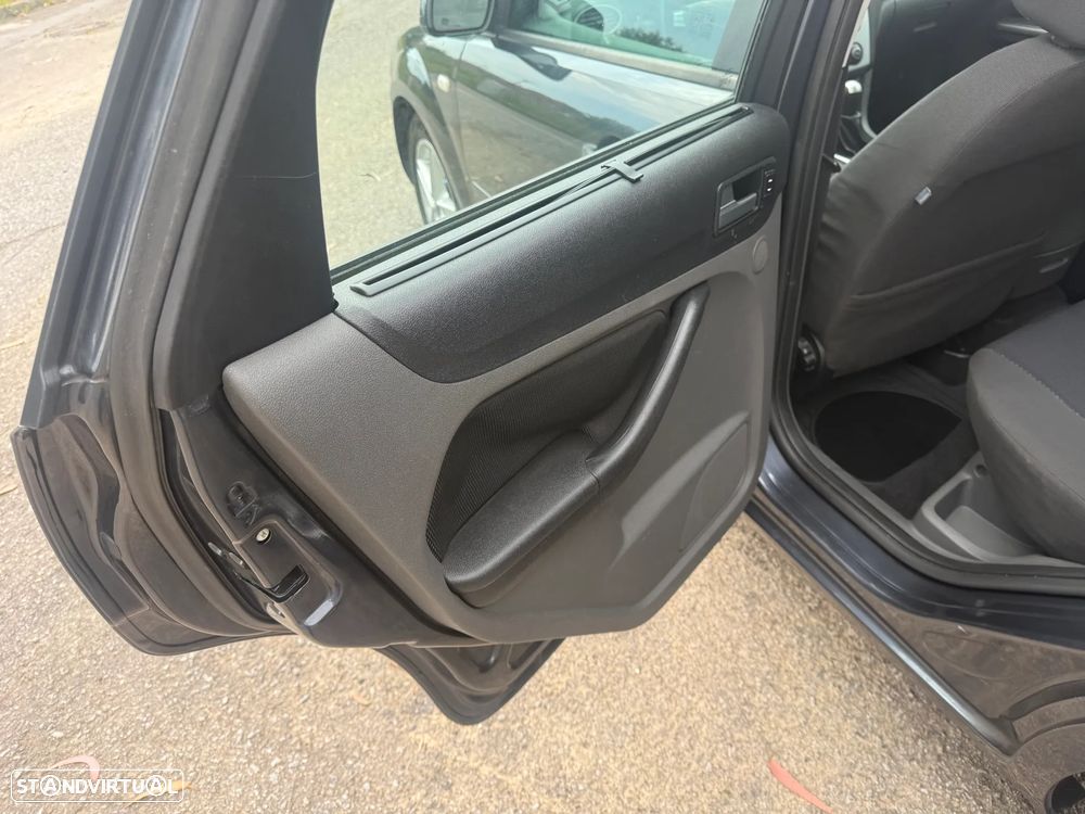 Ford Focus SW 1.6 TDCi Trend - 10