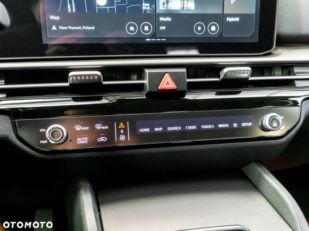 Kia Sportage 1.6 T-GDI HEV Anniversary 2WD - 29