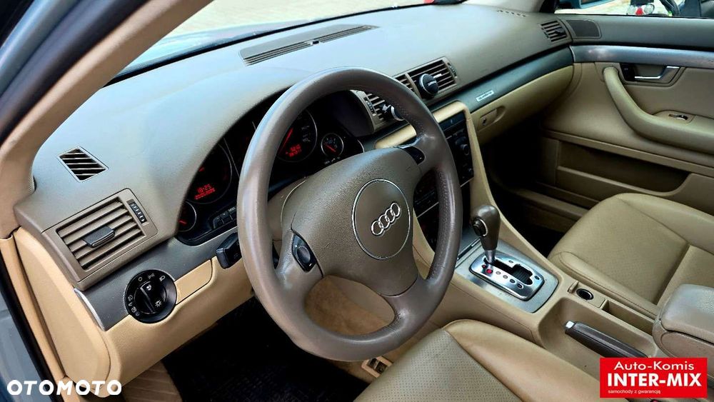 Audi A4 Limousine - 25