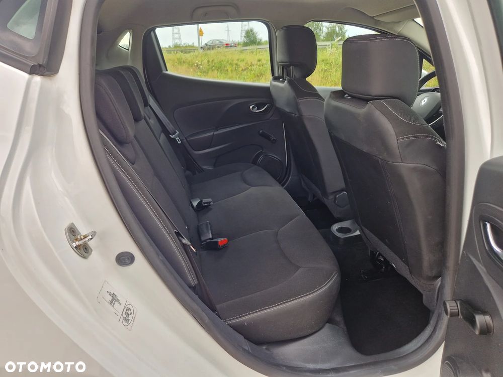 Renault Clio - 17