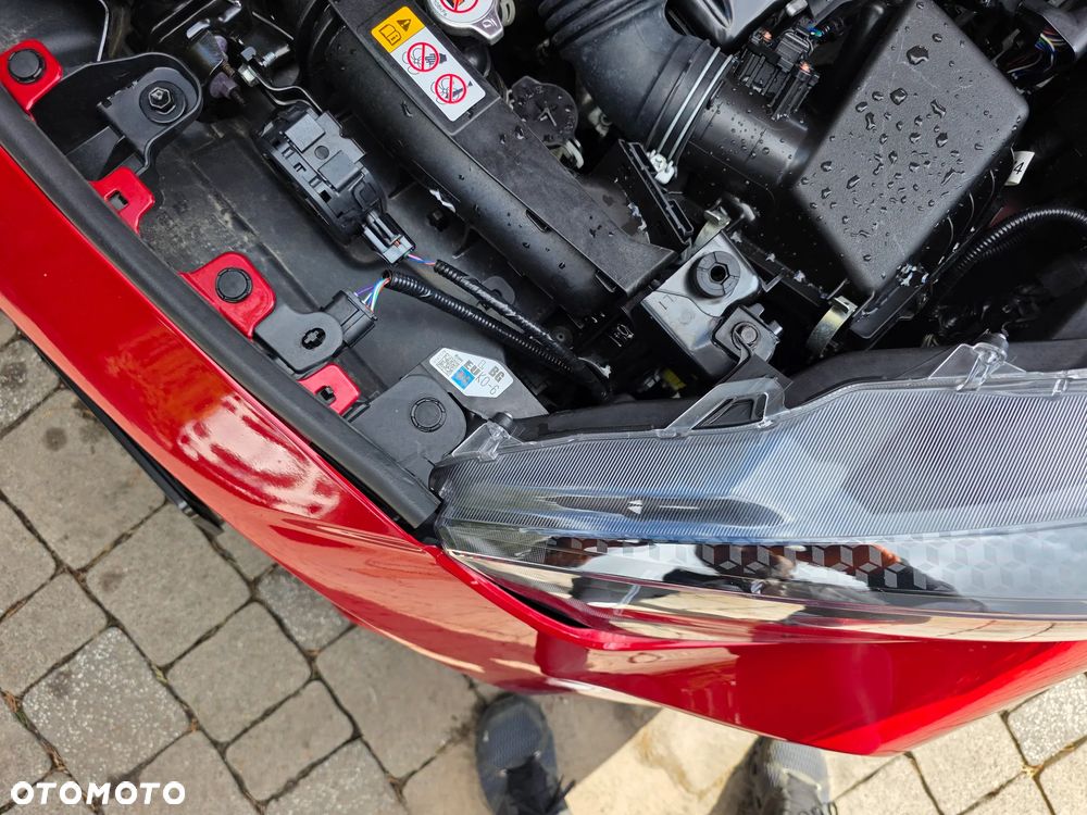 Toyota Yaris Hybrid 1.5 Comfort - 28