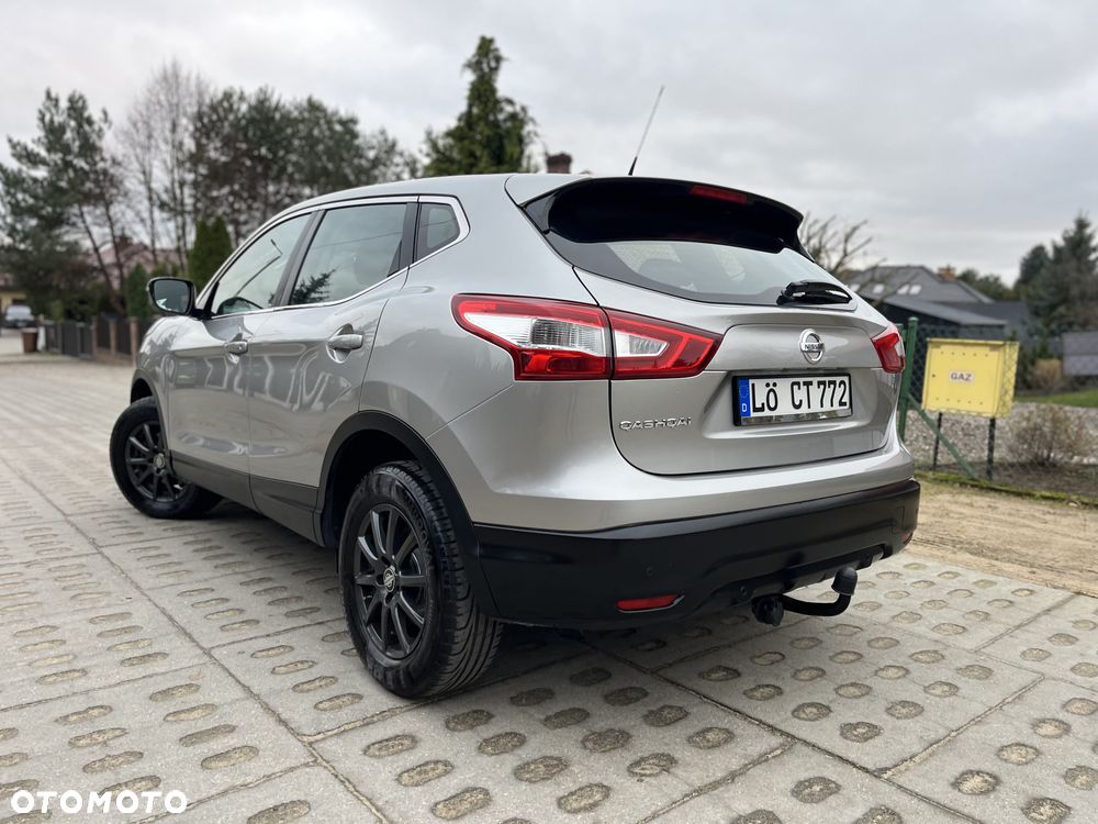 Nissan Qashqai 1.2 DIG-T Visia EU6 - 30