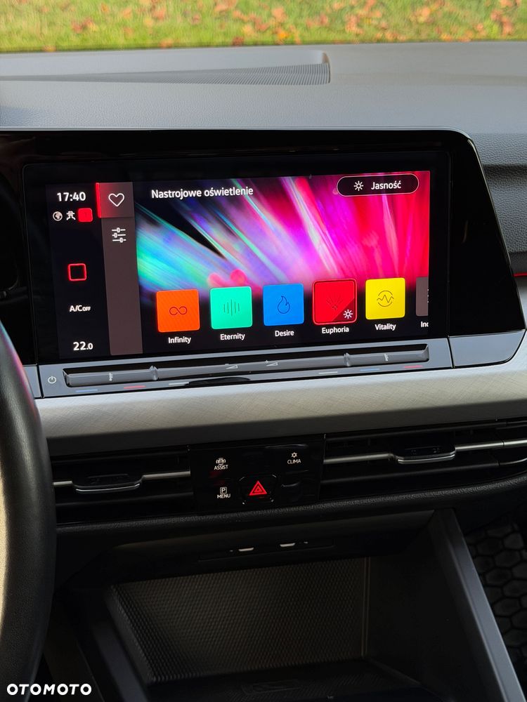 Volkswagen Golf 1.5 TSI EVO Life - 23
