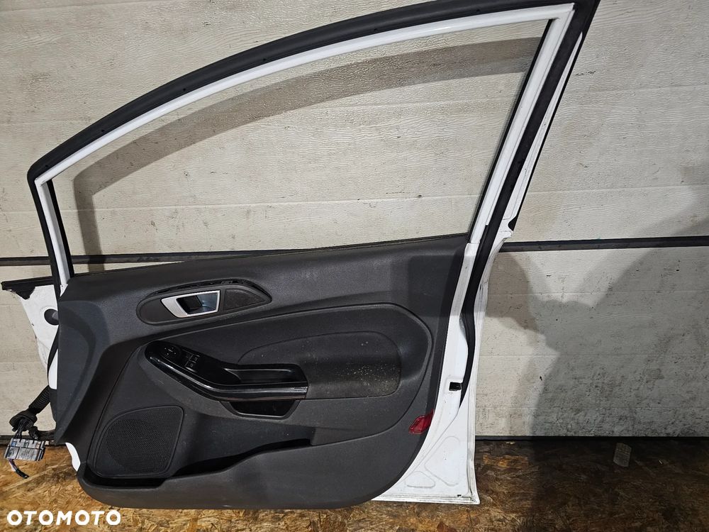 DRZWI PRZÓD PRAWE FORD FIESTA MK7 2008/2017 ROK KOD: HC - 5