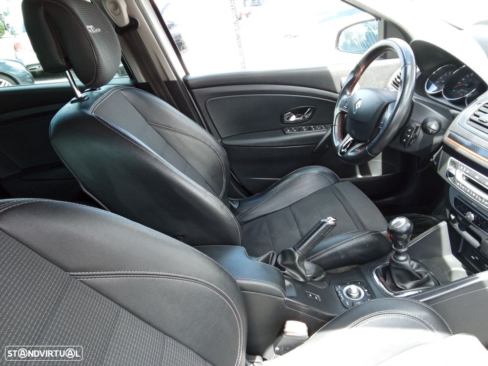 Renault Mégane Sport Tourer 1.5 dCi GT Line - 27