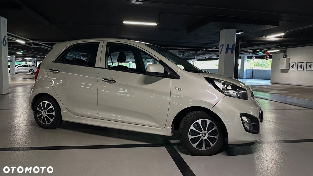 Kia Picanto 1.0 M - 2