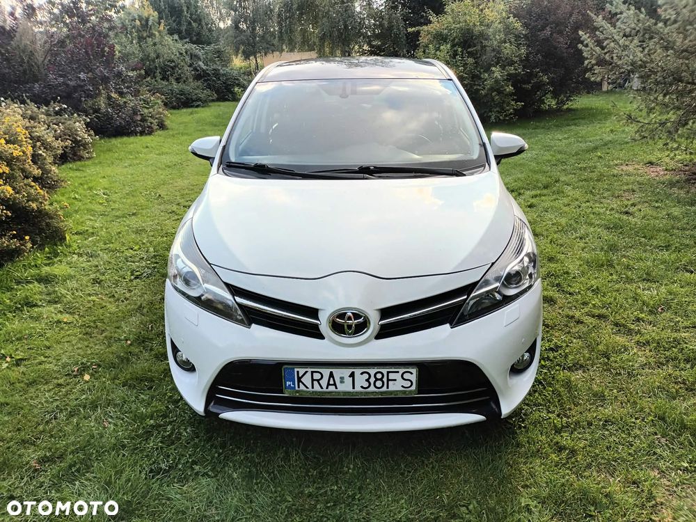 Toyota Verso - 10