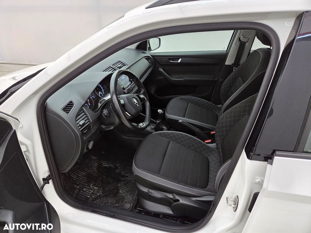 Skoda Fabia 1.0 TSI Ambition - 10