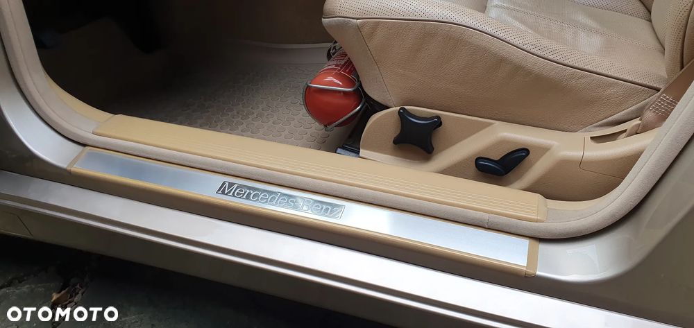 Mercedes-Benz Klasa E 320 T Avantgarde - 26