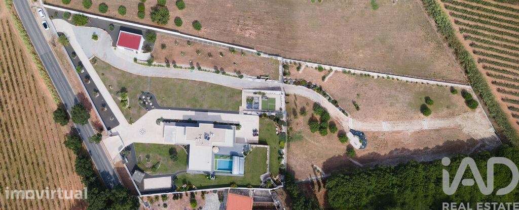 Casa / Villa T5 em Vermelha de 301,00 m2 - Grande imagem: 4/30