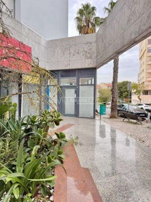 Loja Comercial da banca com 51m2 situada na Ramada em Odivelas - Grande imagem: 4/10