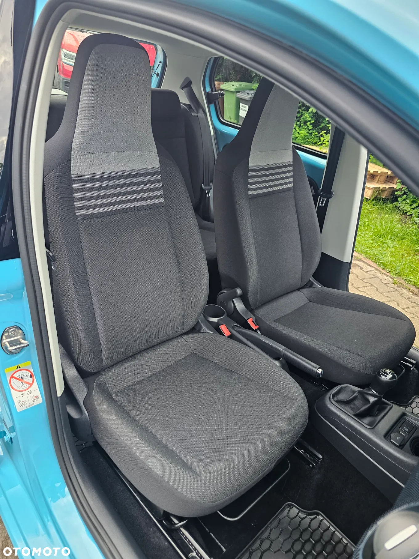 Volkswagen up! 1.0 high - 15