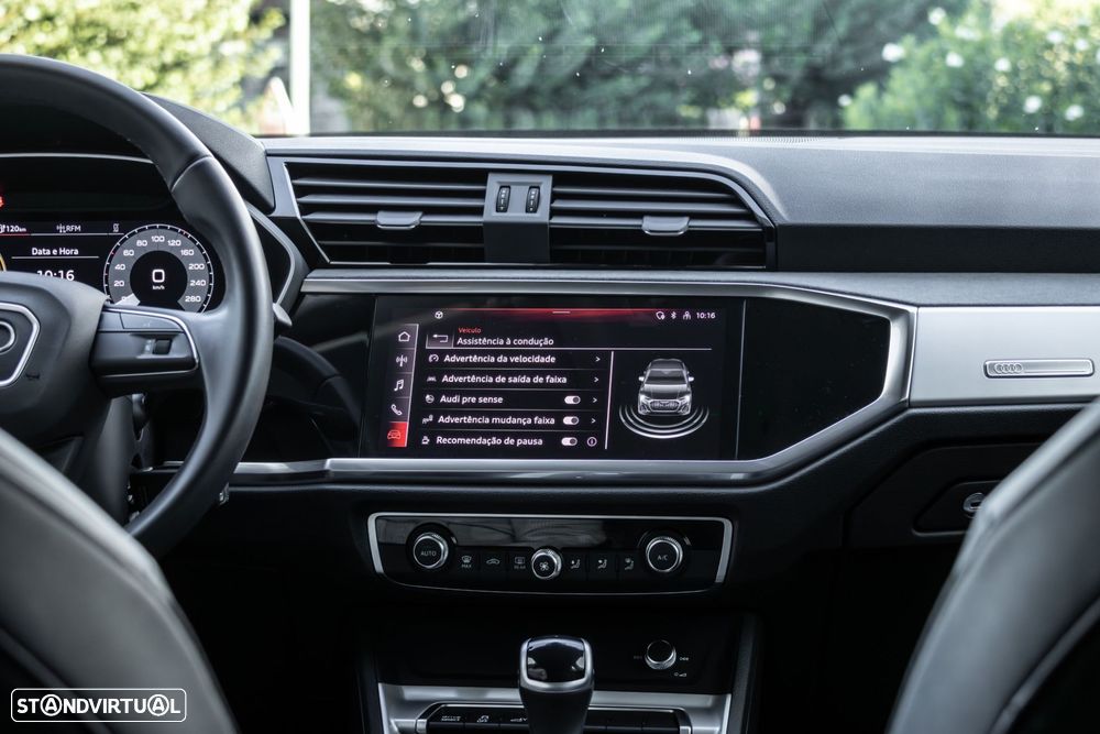 Audi Q3 Sportback 45 TFSIe S tronic - 44