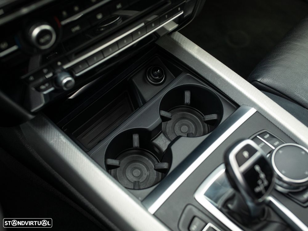 BMW X5 25 d sDrive Pack M - 51