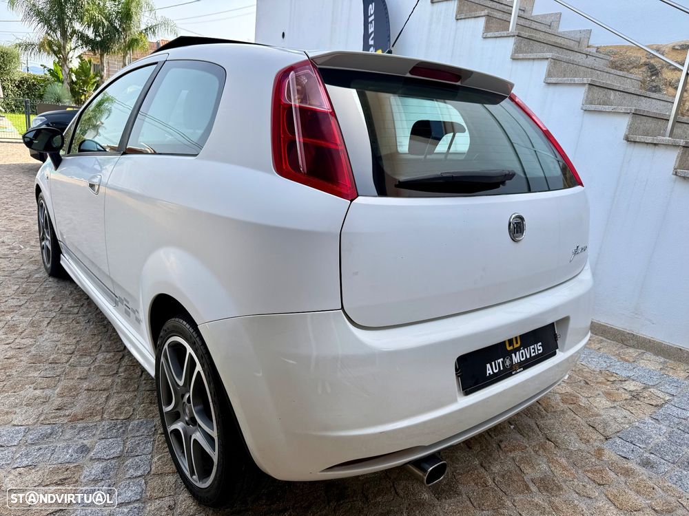 Fiat Punto 1.3 Multijet Trofeo - 22