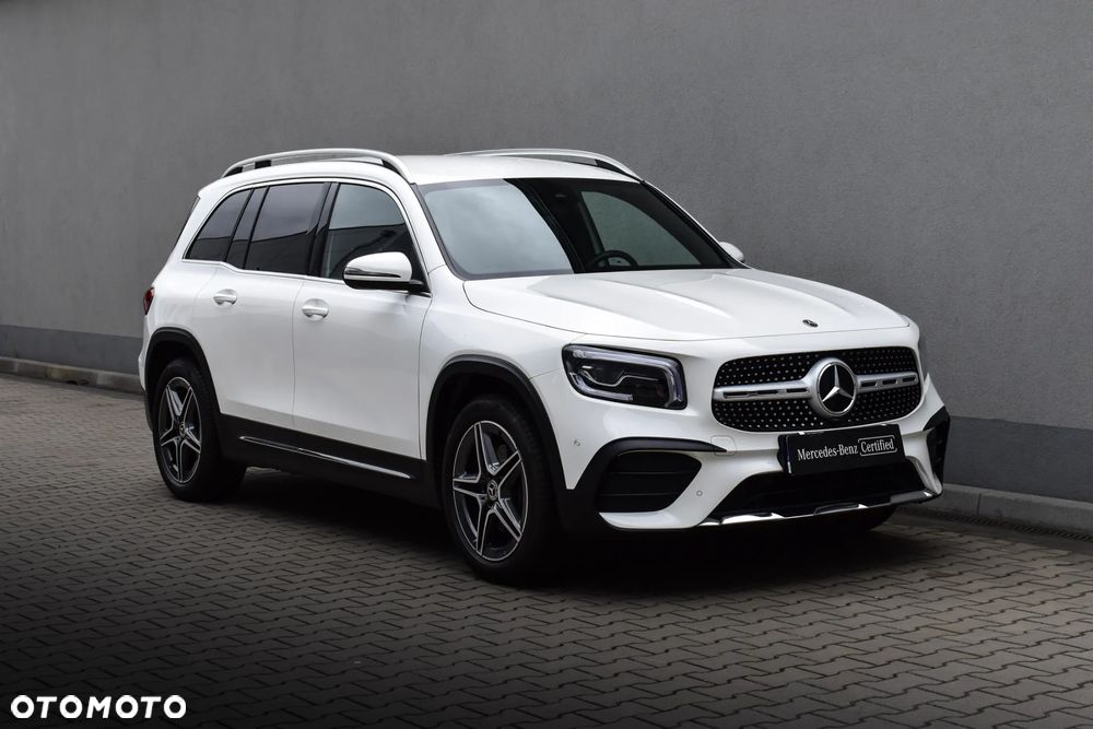 Mercedes-Benz GLB 200 4-Matic AMG Line 8G-DCT - 3