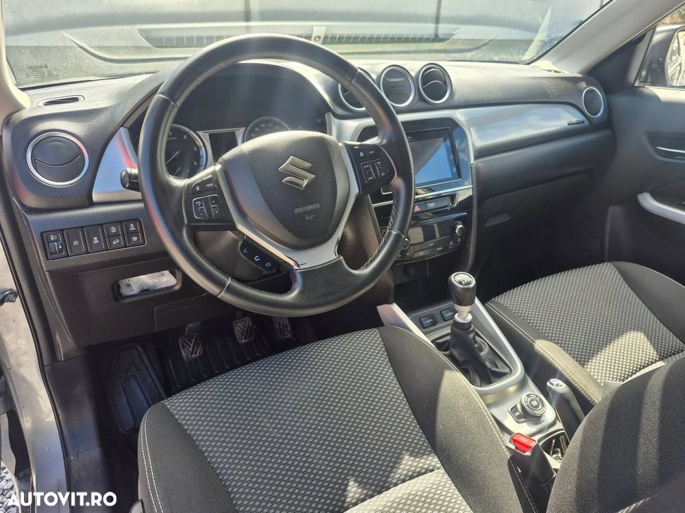 Suzuki Vitara - 7