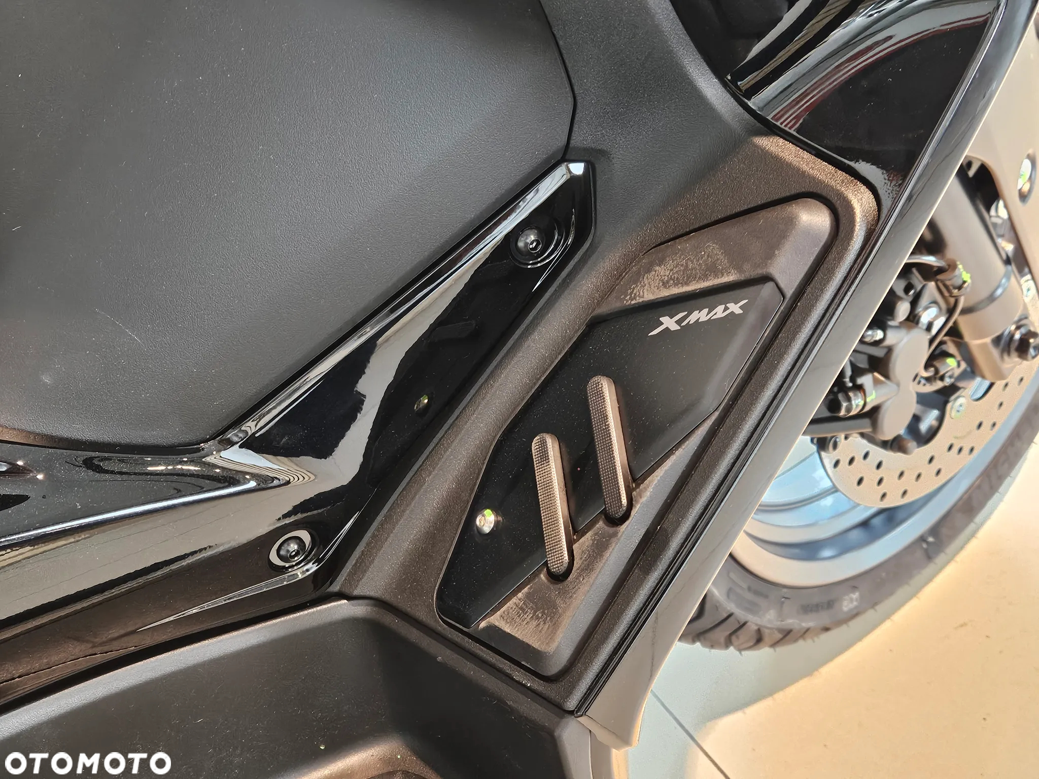 Yamaha X-max - 14