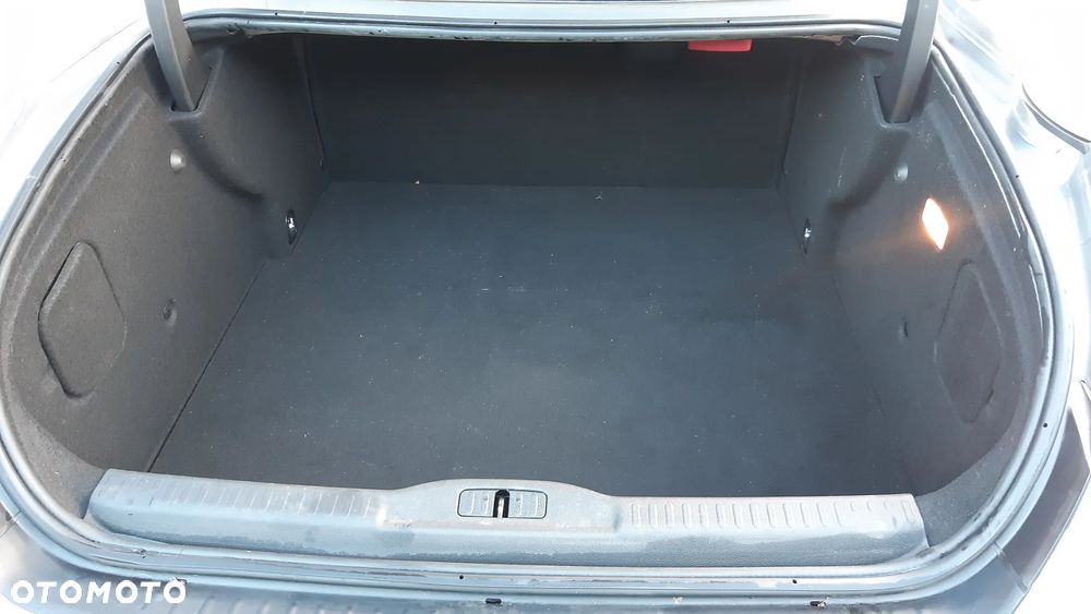 Peugeot RCZ 1.6 155 THP - 13