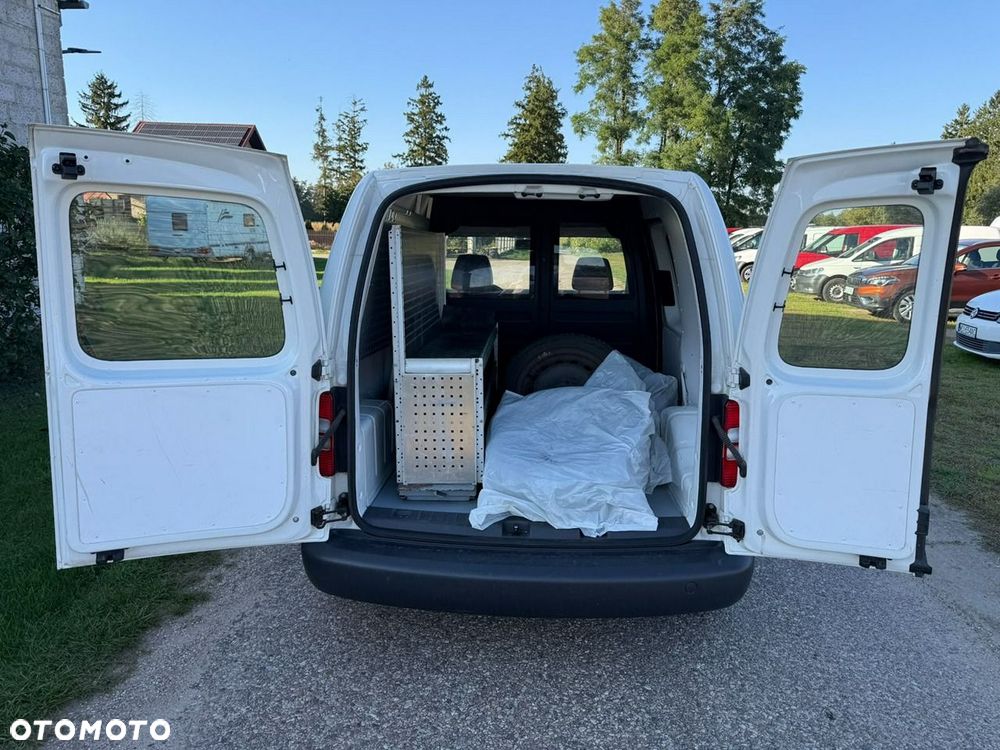 Volkswagen Caddy - 22