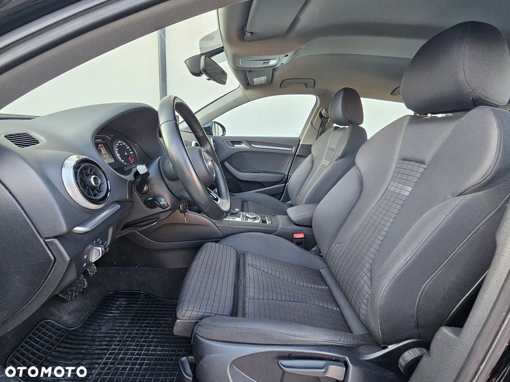 Audi A3 Sportback 2.0 TDI (clean diesel) quattro S tronic Attraction - 7