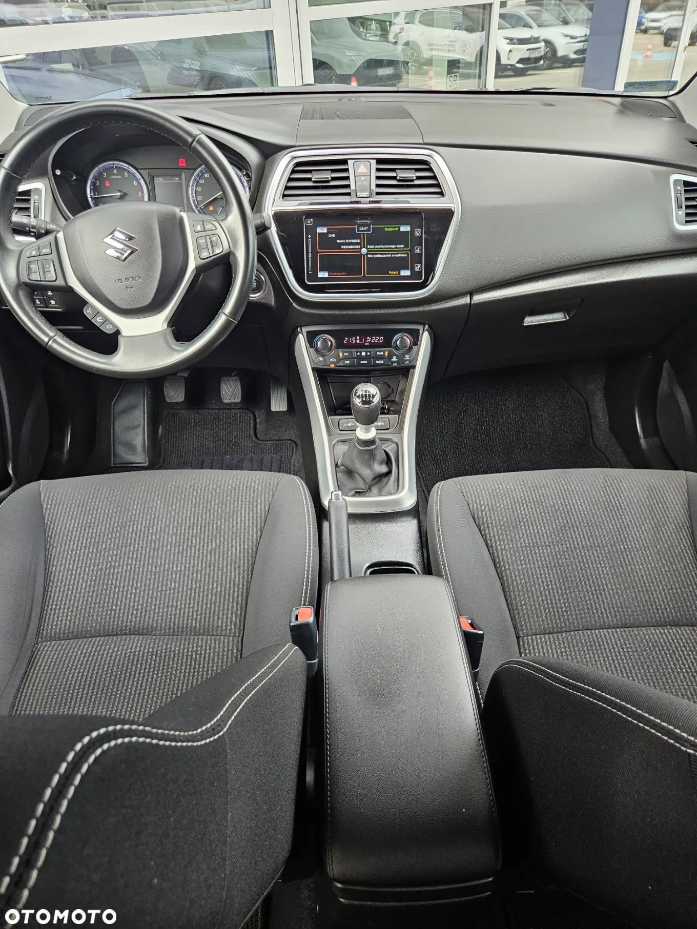 Suzuki SX4 S-Cross 1.4 T Premium - 15