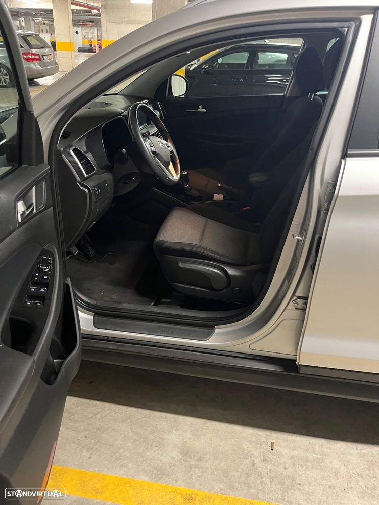 Hyundai Tucson 1.6 GDi Executive - 8