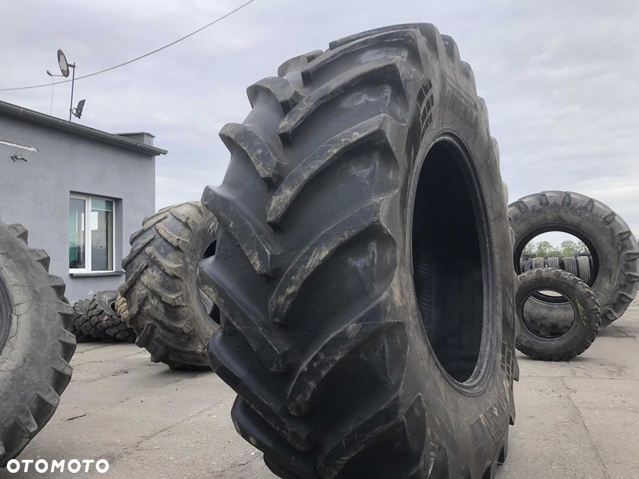 710/75r42 Opona Pirelli PHP75 Radial 90% Bieżnika - 1
