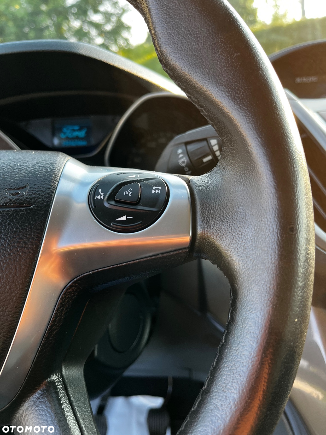 Ford Grand C-MAX - 14