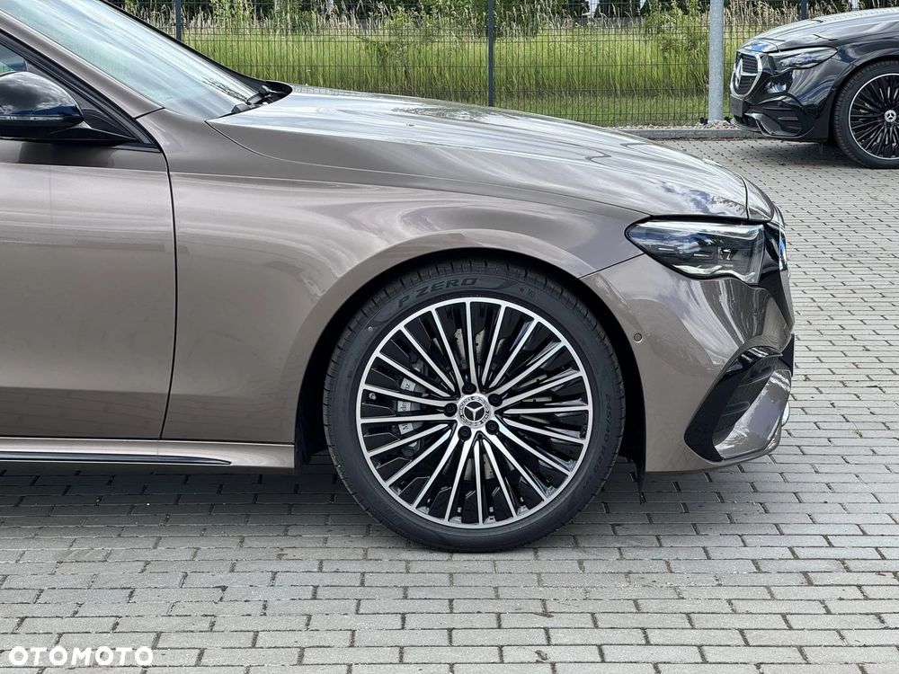 Mercedes-Benz Klasa E 220 d mHEV 4-Matic AMG 9G-Tronic - 8