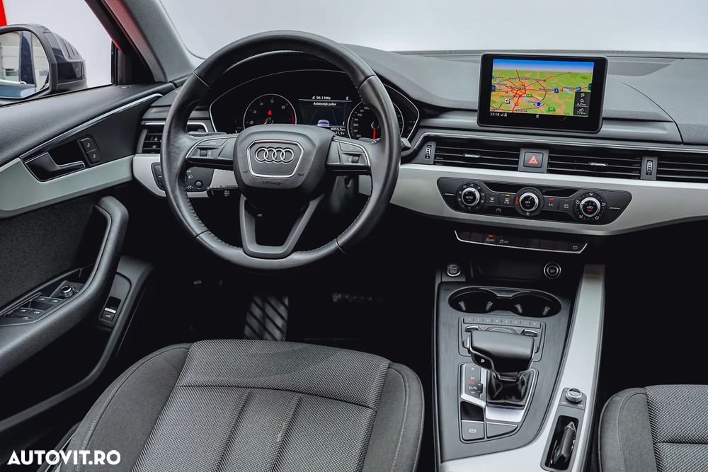 Audi A4 35 TFSI S tronic MHEV Advanced - 12