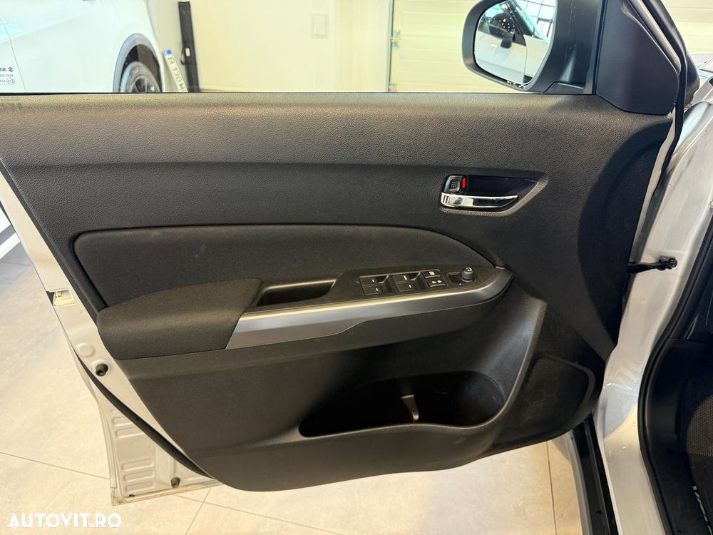 Suzuki Vitara 1.4 Boosterjet AllGrip MHEV Passion - 18