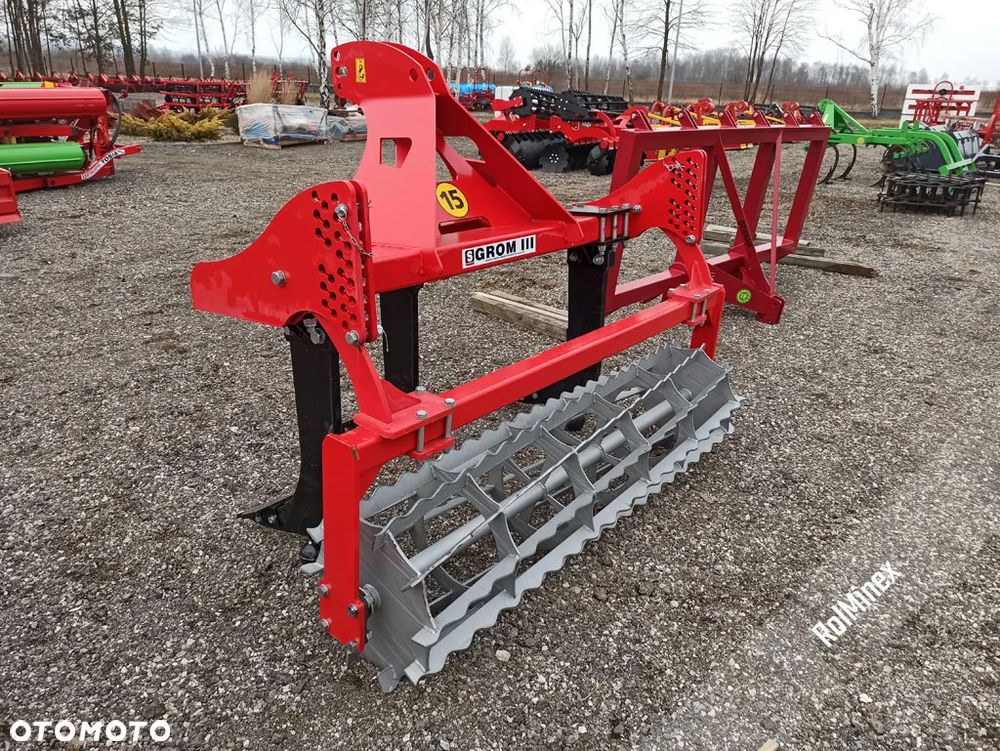 Zabezpieczenia zrywalne GŁĘBOSZ Strumyk GROM 3 łapy łapowy z wałem Transport - 3