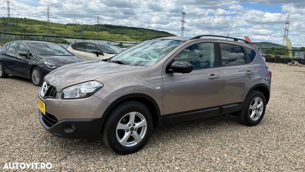 Nissan Qashqai 2.0 dCi DPF 4x4 Aut 360 - 19