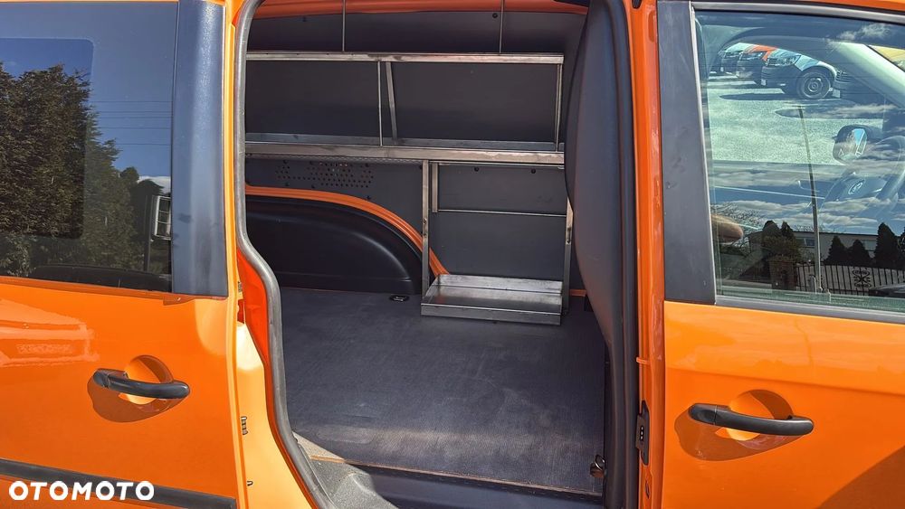 Volkswagen Caddy - 12