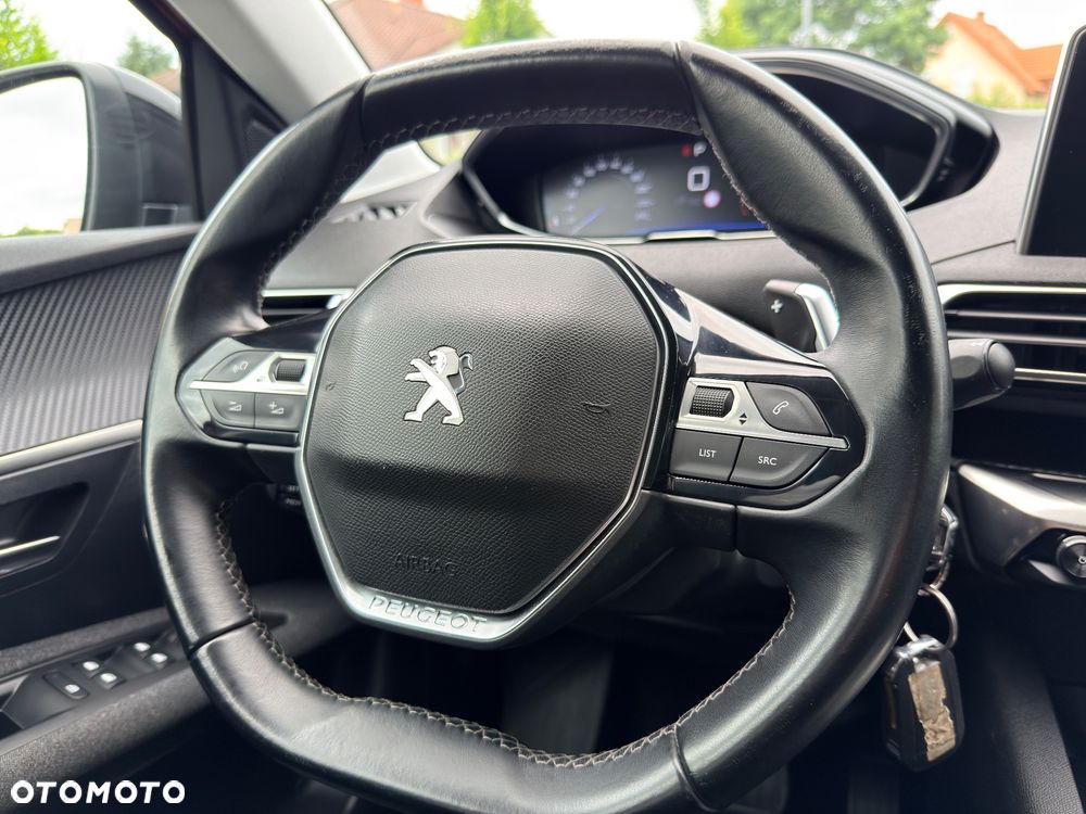 Peugeot 3008 PureTech 130 Stop & Start GPF EAT8 Allure Business-Paket - 35