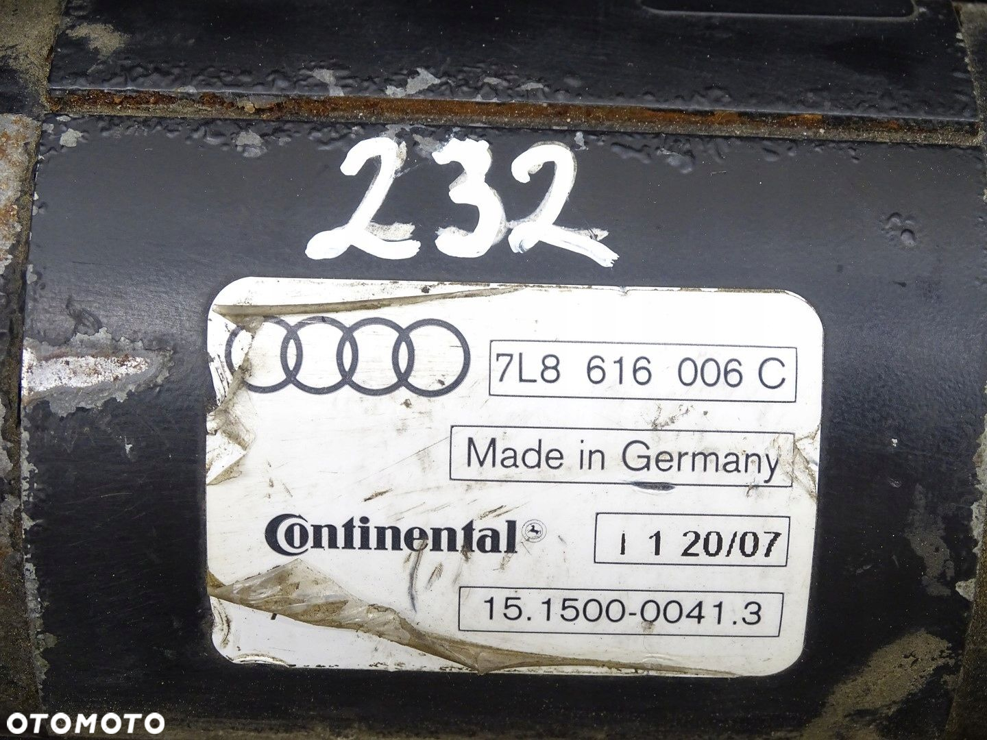 KOMPRESOR ZAWIESZENIA AUDI Q7 4L 7L8616006C 7L0616879 - 7