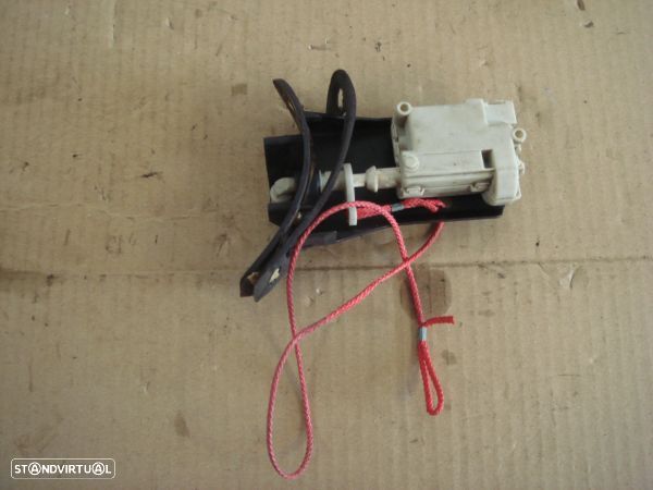 Motor Bloqueio Central Da Tampa De Combustível Alfa Romeo Gt (937_) - 1